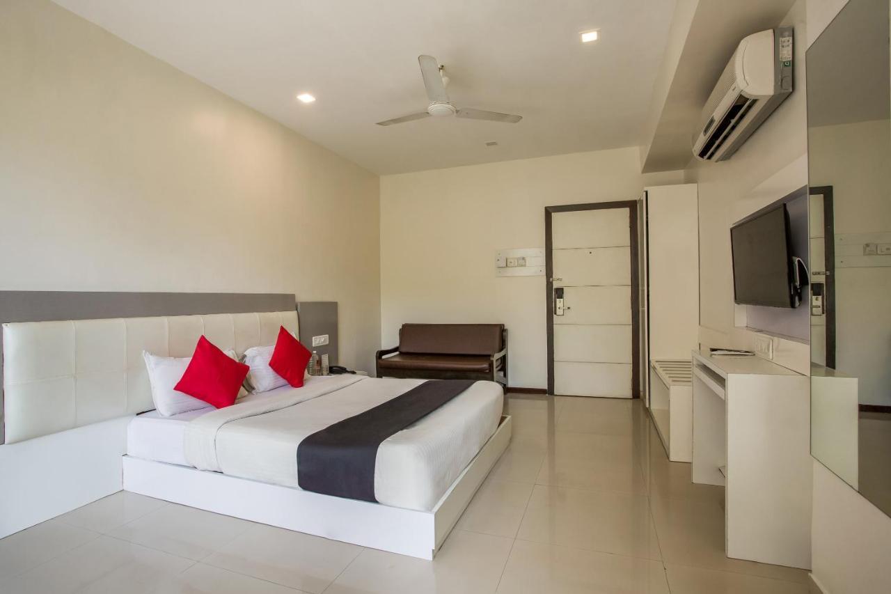 Capital O 35557 Hotel Aura Mumbai Ngoại thất bức ảnh