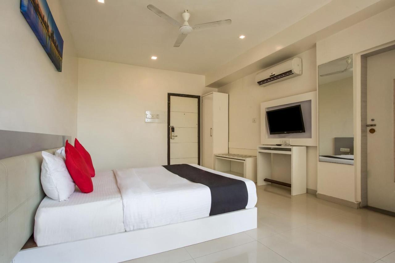 Capital O 35557 Hotel Aura Mumbai Ngoại thất bức ảnh