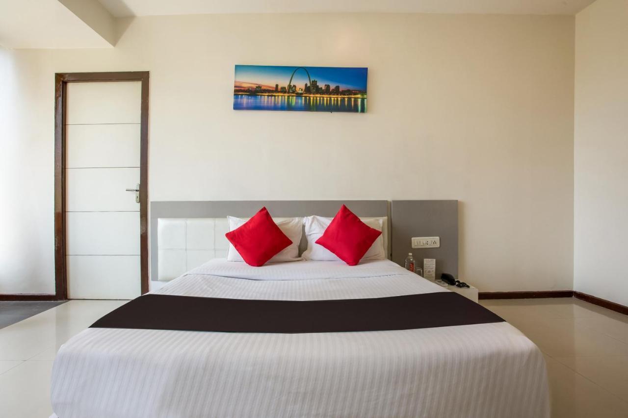Capital O 35557 Hotel Aura Mumbai Ngoại thất bức ảnh